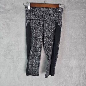 Lululemon Black‎ White Static Glitch Print Mesh Panel Crop Leggings High Rise